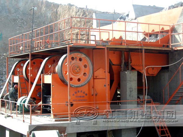 顎式破碎機客戶現場