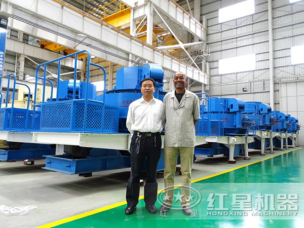 備受用戶喜愛(ài)的沖擊式破碎機(jī)