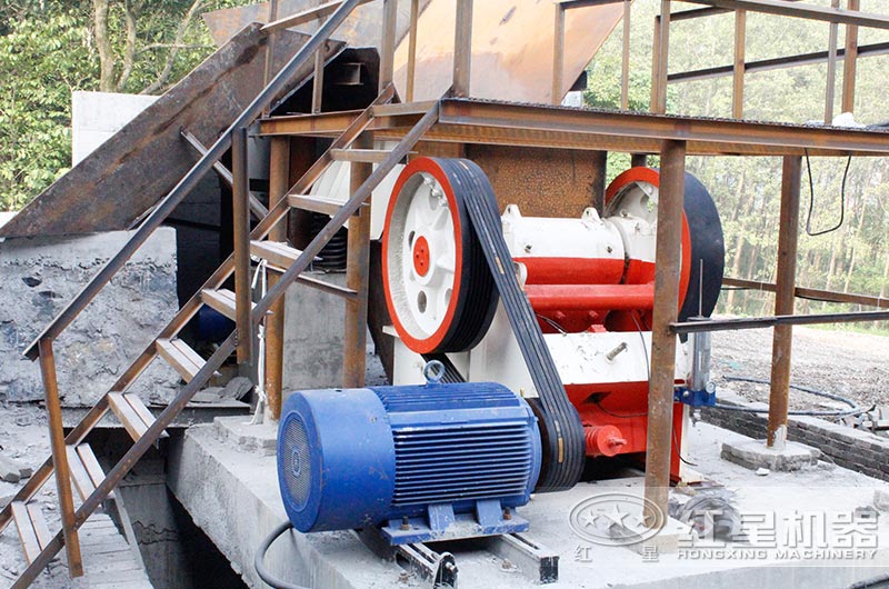 時產100噸混凝土碎石生產線現場實拍