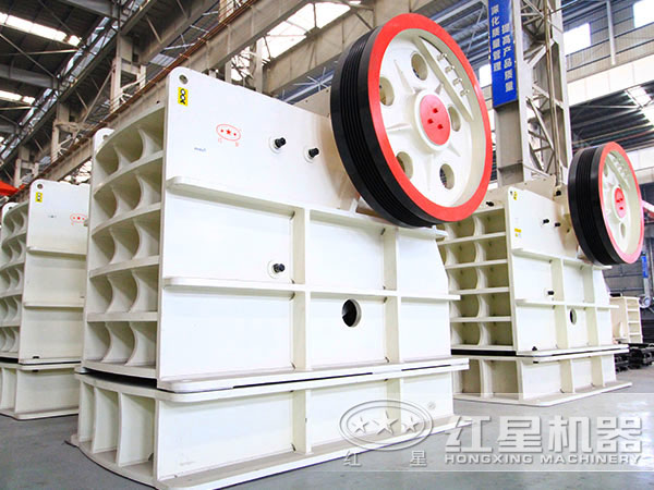 顎式破碎機(jī)