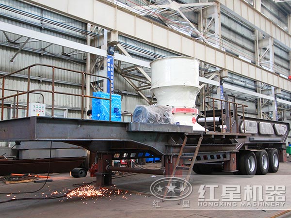 紅星車載移動碎石機生產車間