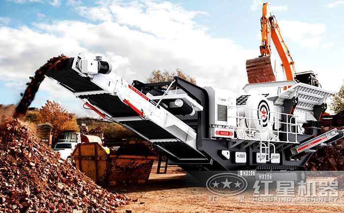 履帶顎式移動(dòng)破碎站建筑垃圾處理現(xiàn)場