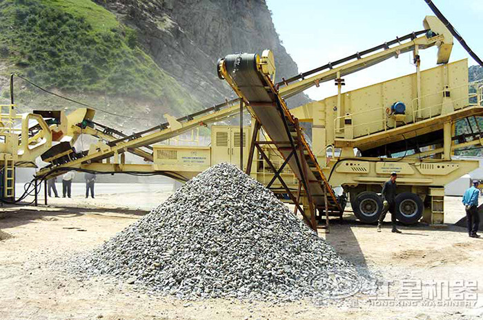 無需基礎搭建可隨走隨用的移動石子破碎機