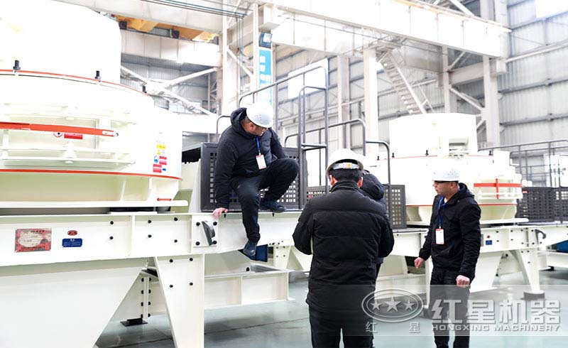 客戶來(lái)廠參觀試機(jī)