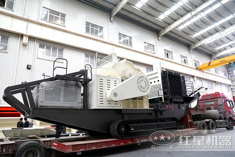 履帶式破碎機現場發貨圖