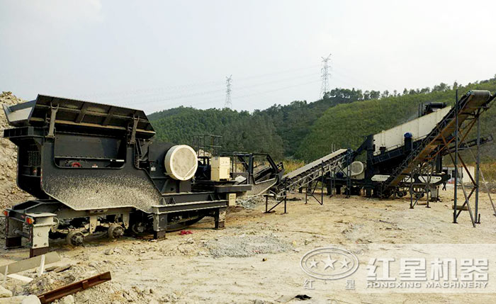 鄭州紅星移動磨石機作業(yè)現(xiàn)場