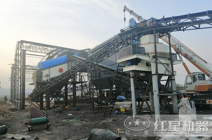 環(huán)保型鵝卵石制砂機(jī)作業(yè)現(xiàn)場