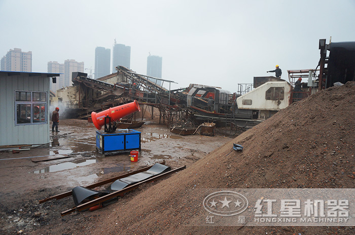 混凝土破碎加工現場