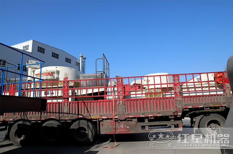 紅星機器設備現場發貨