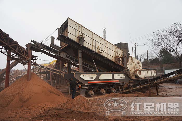 建筑垃圾粉碎加工現場