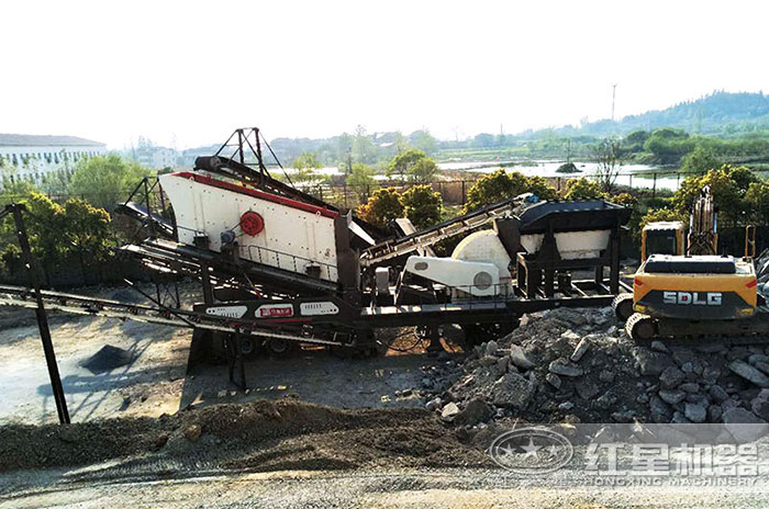 移動錘式破碎機可自成一臺破碎生產線