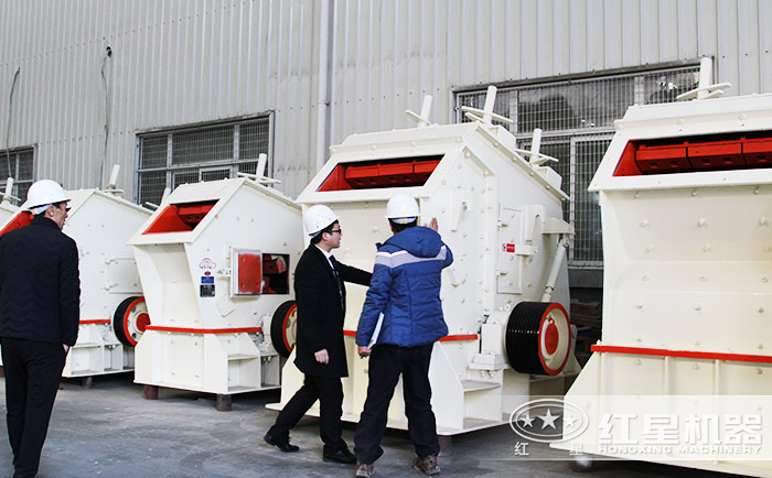 客戶到紅星機器廠區參觀設備