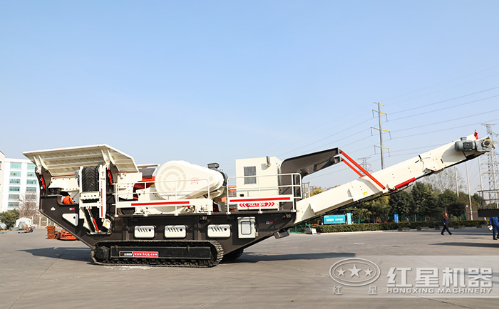 履帶式破碎機設備智能操作，自行驅動行走