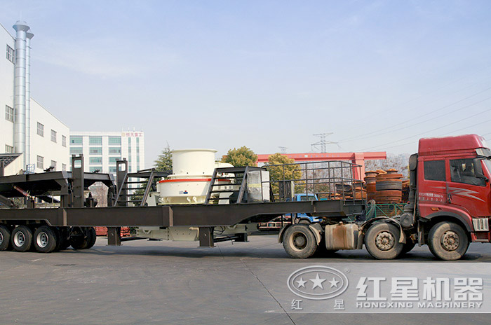 廣東的朱老板到廠預定移動制砂機