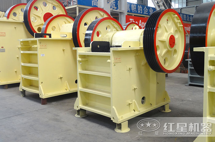 德版顎式粉碎機(jī)