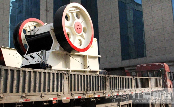 顎式破碎機設備發往山東