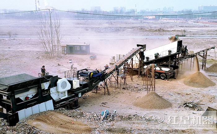 移動破碎設備現場作業 