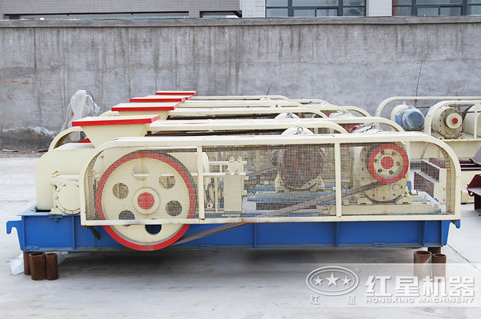 對輥式破碎機設備，價格優惠