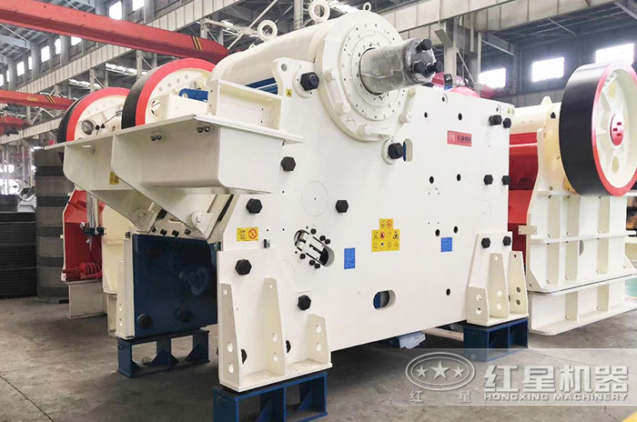 歐版顎式破碎機(jī)