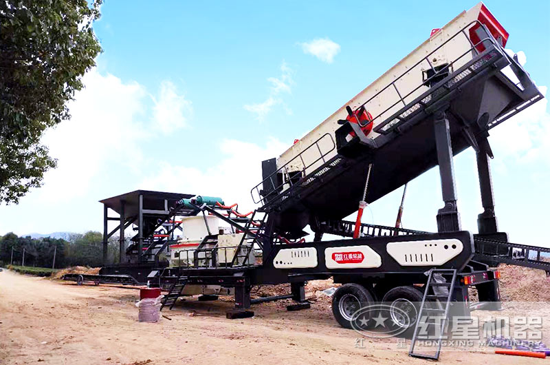 輪胎移動制砂機單機作業現場圖