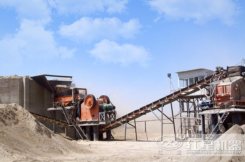 碎石機(jī)加工現(xiàn)場