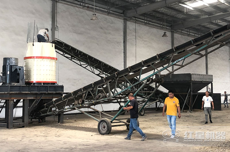 復(fù)合式制砂機(jī)現(xiàn)場