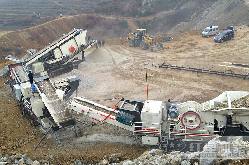 移動式破碎制砂生產現場