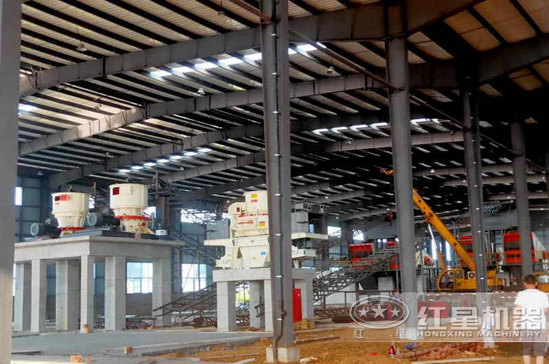 單缸圓錐破碎機應(yīng)用現(xiàn)場