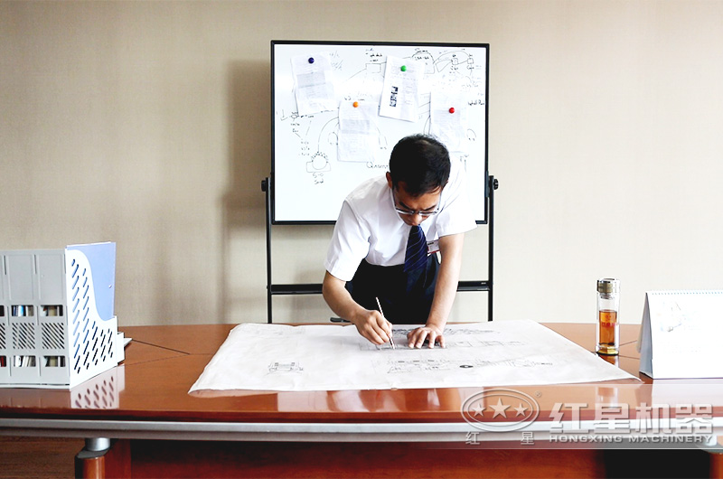 技術經理為用戶出設計圖